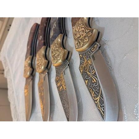 N690 Yelkenli Altın Çakı